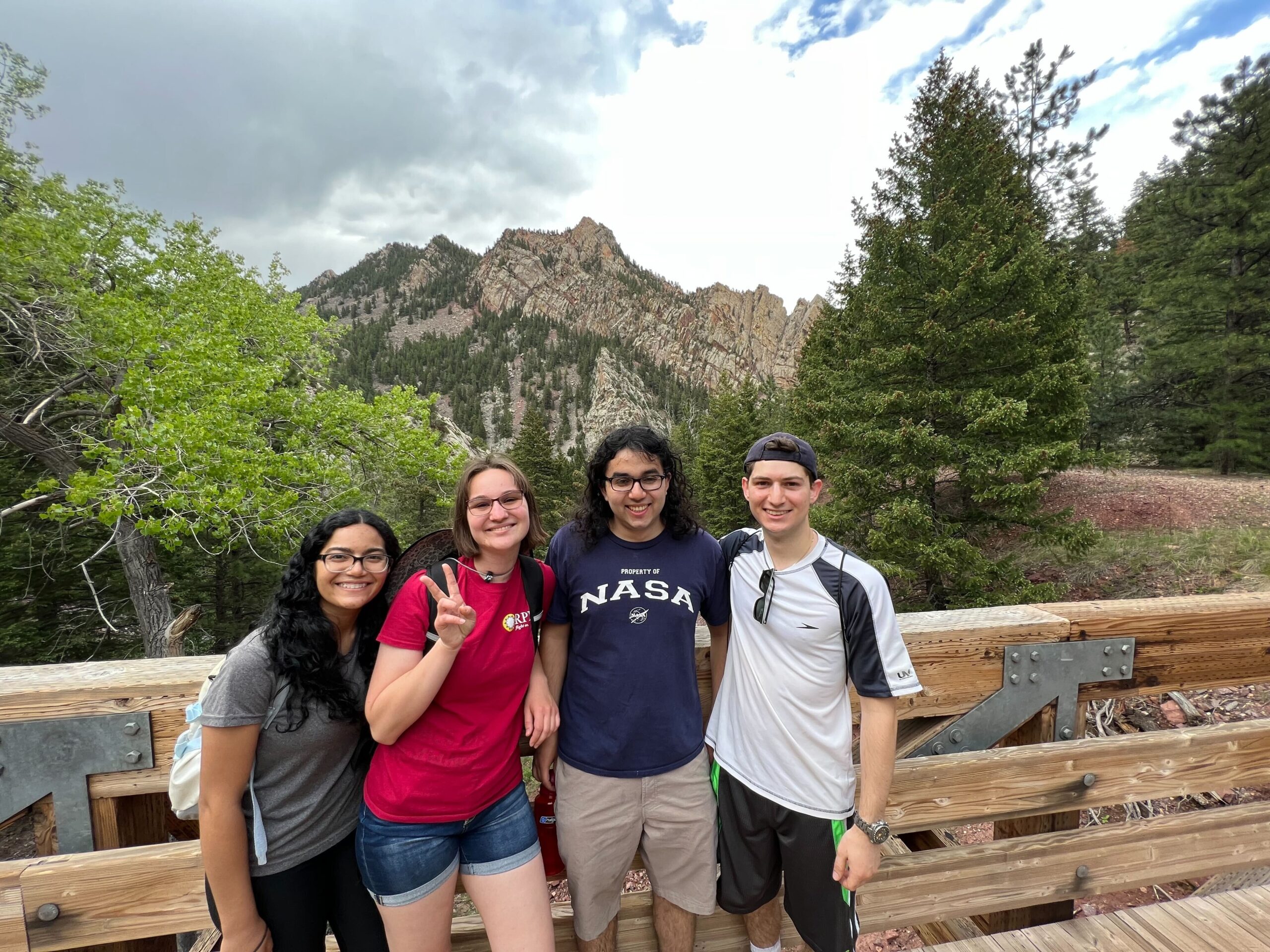 Image of interns on a hike in Colorado